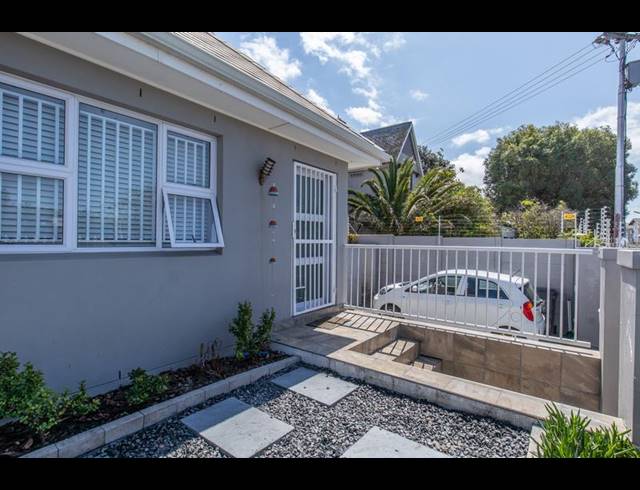 3 BEDROOM HOUSE FOR SALE IN HEATHFIELD